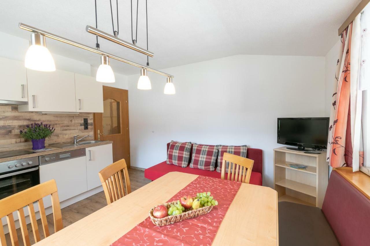 Appartmenthaus Martina Zell am Ziller Bagian luar foto